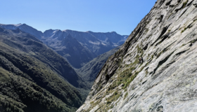Blick in das Tal Orlu