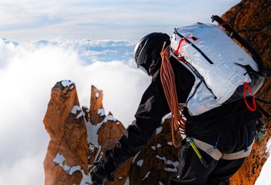 Plume 30 UL - Arva bringt 1450 Gramm Lawinenairbag