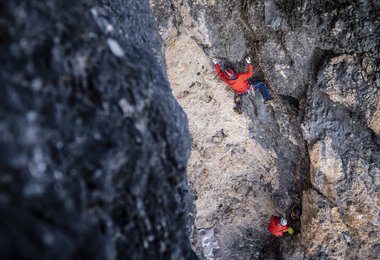 Albert Leichtfried in der 4. Seillänge der Route "Full Contact" , M9 (c) Stefan.Voitl