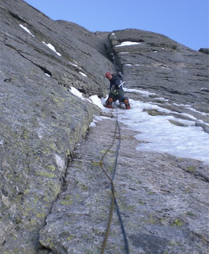 Roger Schäli in der Cassin am Piz Badile
