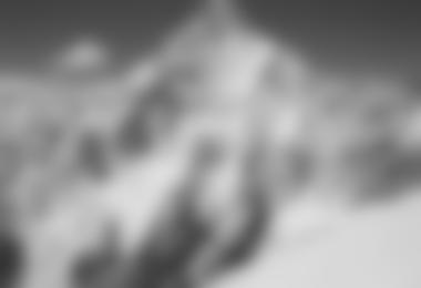 Der K2 (8611m) gilt as der schwierigste 8000er; Foto von Alfred Schreilechner