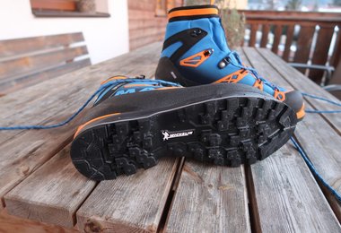 Die Profilsohle (Michelin), man kann den Schuh auch wiederbesohlen lassen.