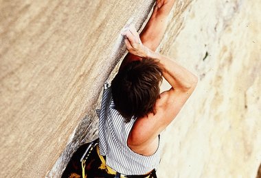 Erstbegeher Antoine Le Menestrel in La Rose et le Vampire, 8b. (Fotos: Mammut; Olivier Grunewald)