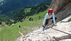 Platte im oberen Teil der Ferrata Magico Alverman al Gol Rodella 