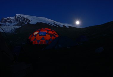 Basislager des Koskula