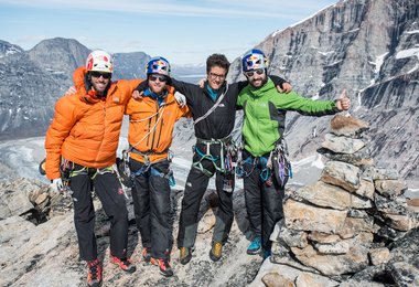 Auf der Spitze des Belly Towers; Bild (c) Ricky Felderer / The North Face