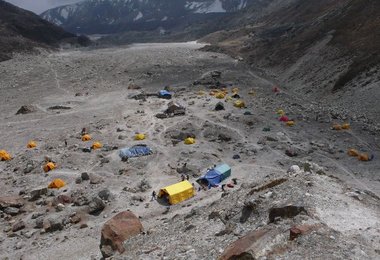 Das Hillary Camp am Makalu auf 4800 m