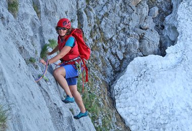 Die schattigen Westwände im Wilden Kaiser.