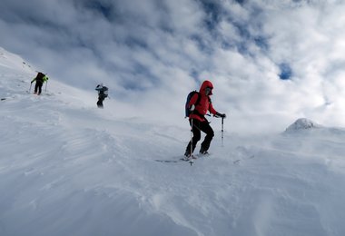 Bei der Abfahrt mit der Dynafit Denali Jacke