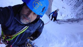 Salto Kamin Laserz Nordwand Eisklettern (c) Hans Zlöbl