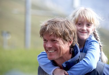 John Harding III mit seiner Tochter