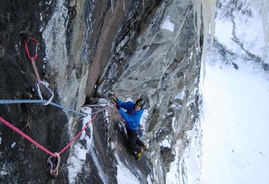 Hans Zlöbl in der 3tern Seillänge von Triple A