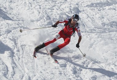 Jakob Herrmann bei der Abfahrt