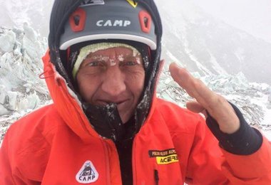 Denis Urubko bei seinem ersten Winterbesteigungsversuch am K2 (c) CAMP