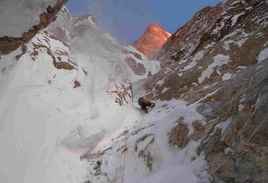 Versuch der Amerikaner Route am Cerro Torre © www.barrabes.com