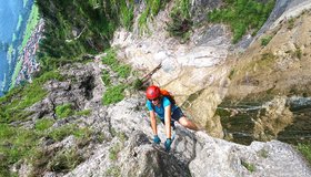 Teilweise recht ausgesetzt - Hausbachfall Klettersteig in Reit im Winkl