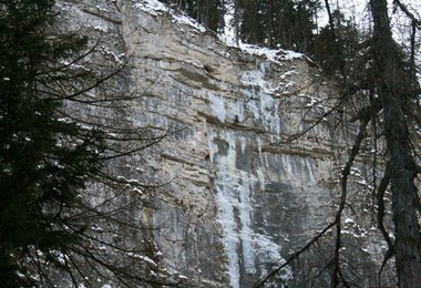 Florian und Tamara in der Wand