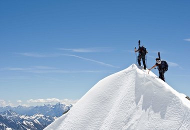 Beim Aufstieg auf dem Grat.