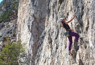 Mit dem Mosquito Klettergurt an den Baseclimbs der Geierwand.