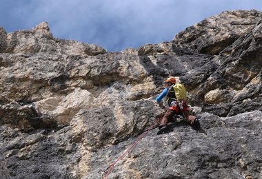 Der Apex Climb 25 ist der perfekte Begleiter für Mehrseillängentouren (Dolomiten).