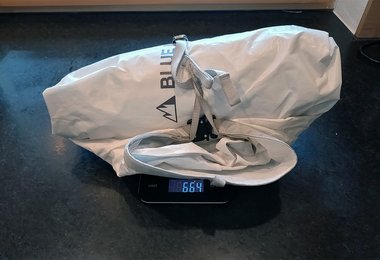 Unser Blue Ice 45 Alpine Hauler wiegt komplett 664 Gramm