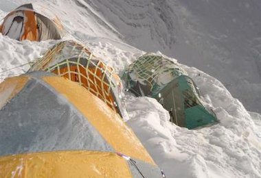 Die Zelte in Lager 3, das befand sich in der Lhotseflanke auf ca. 7500 m