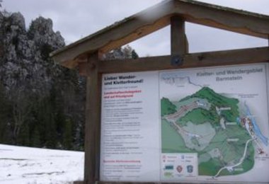 Die DAV Hinweistafel (Bild DAV-Berchtesgaden)