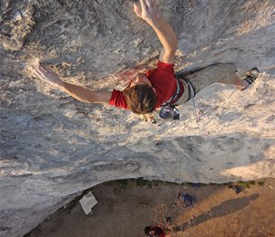 Dschungelfieber 8c/8c+ - 3. Begehung durch Kilian Fischhuber