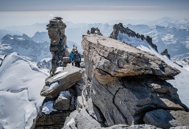 Auf dem Gipfelgrat des Grand Paradiso