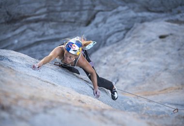 Sasha DiGiulian in Rayu, 8c © Jan Novak/Red Bull Content Pool