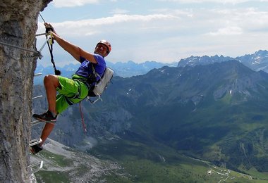 Die richtigen Schuhe für den Klettersteig