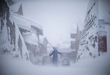 Bei der angespannten Schneesituation an unserem Testtag war man mit dem Patrol AP 30 beim Weg zum Quartier auch gar nicht so daneben ausgerüstet : - )