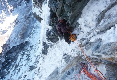 Beim ersten Versuch in der Kwangde Shar Nordwand © Ines Papert