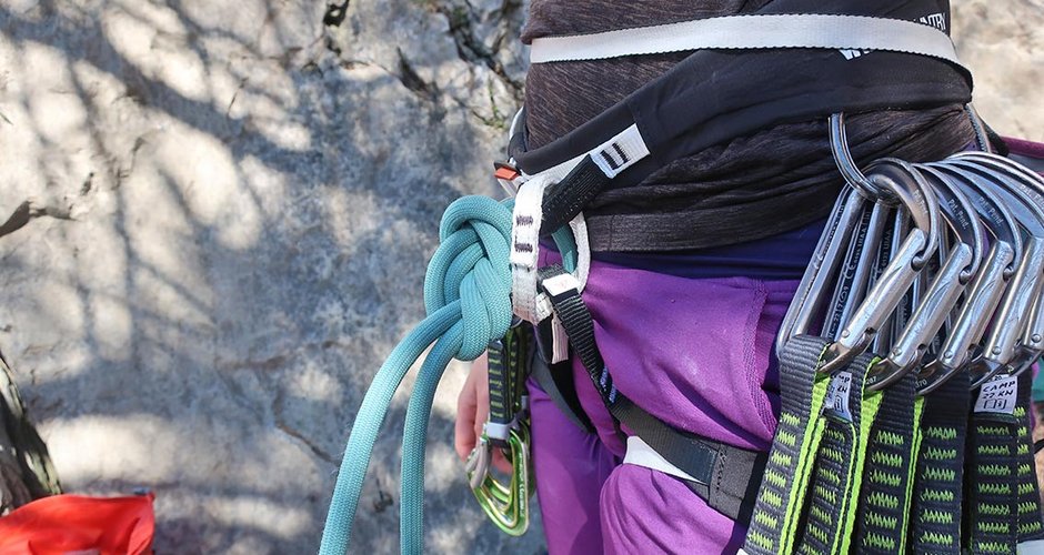 Der Mosquito Klettergurt wirkt sehr aufgeräumt.