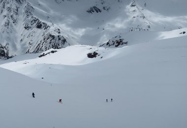 Freeriden im Skigebiet unter den Elbrus Hütten