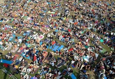 Die begeisterte Menge, Photo by Giulio Malfer