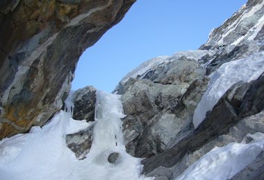 Die Crux in 7200 m. Photo: Pavle Kozjek