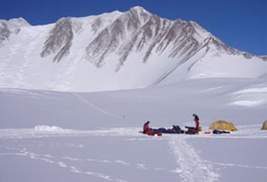 Mt. Vinson vom Baislager