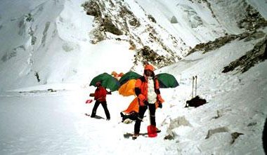 In Camp 1 beim Aufstieg