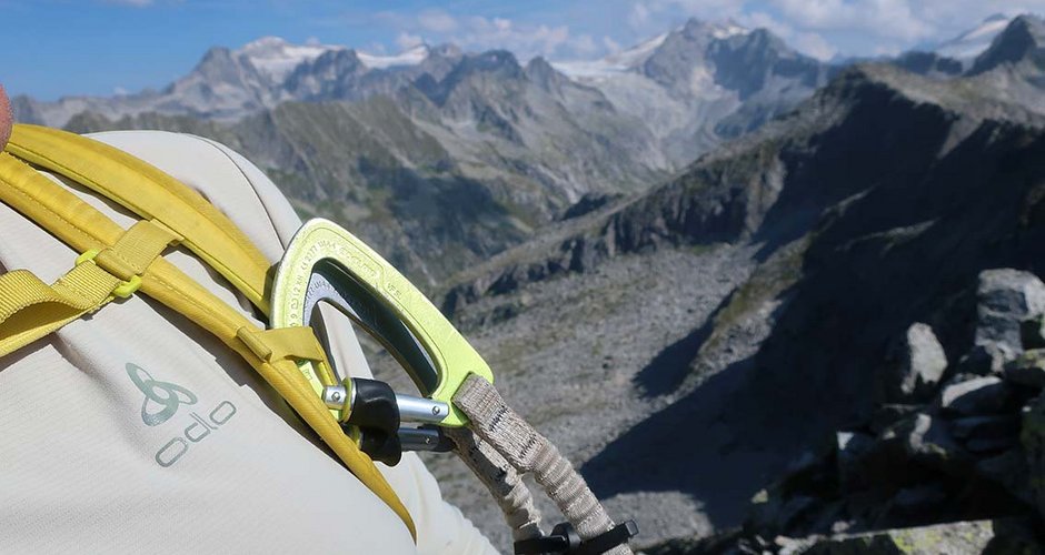 Mit dem Odlo Zeroweight Chill-Tec Shirt in der Adamello Gruppe