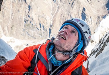 Stephan Siegrist in der Neutour 'Jell-o' am Kishtwar Shivling Ostgipfel (c) visualimpact.ch | Thomas Senf 