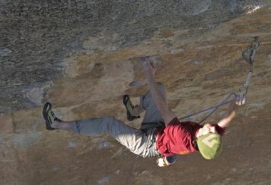 Dave MacLeod in A Muerte 9a, Siurana © Hot Aches Productions
