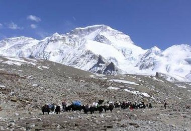Auf dem Weg ins Basislager