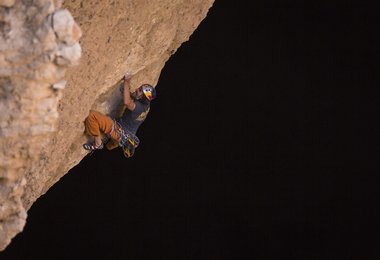 Stefan Glowacz climb the last pitch from the Cave, Cave Majlis Al Chinn, Oman on March 03th, 2014 Copyright: Klaus Fengler/ Stefan Glowacz GmbH