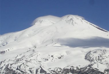 Die Gipfelkuppen des Elbrus