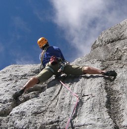 Vor allem für Mehrseillängentouren ein interessanter Schuh