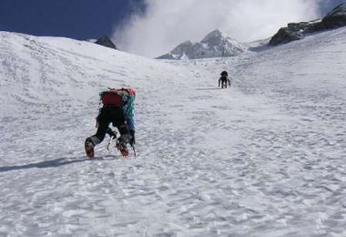 In der Aufstiegsrinne des Pungpa Ri