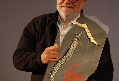 Kurt Diemberger mit dem Piolet d'or für sein Lebenswerk © Lanzeni / Piolets d'Or