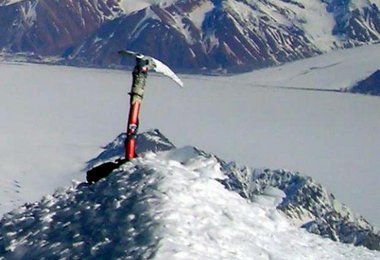 Der Eispickel als Kennzeichen des Mt. Logan Hauptgipfel