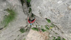Karabore Anica kuk Stup Klettern Paklenica 1. Seillänge